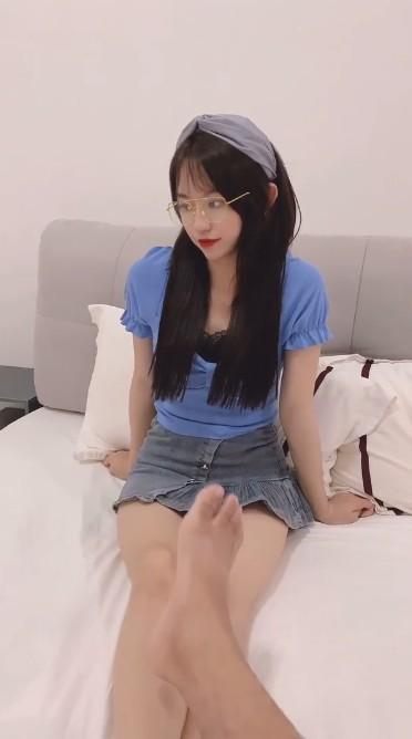 富二代包养日本留学生，酒店调教。