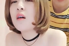 颜值不错身材超好短发巨乳美女主播第二部口交双人啪啪美乳肥逼很是诱惑不要错过